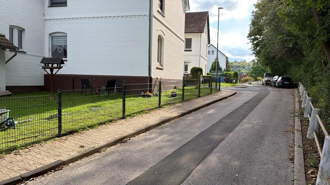 Besichtigung einer Zaunanlage